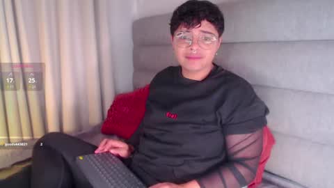 Snapshot of yossefmout chatting on 06/15/26, 12:07 Yossef online show from 06/15/26, 12:07