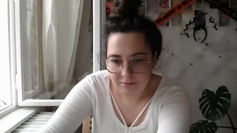 Aurora online show from 10/09/25, 10:13