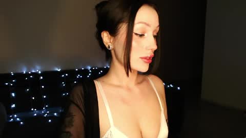 Sophie online show from 04/14/26, 09:43