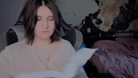 Snapshot of you_lika chatting on 05/09/26, 02:39 Lika online show from 05/09/26, 02:39