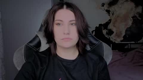 Snapshot of you_lika chatting on 05/11/26, 02:06 Lika online show from 05/11/26, 02:06