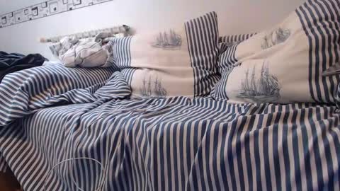 youandme1999 online show from 11/07/25, 01:44