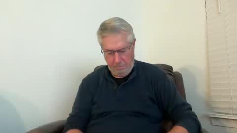 Snapshot of yougogirl_3 chatting on 01/11/25, 12:40 Colorado Guy Straight online show from 01/11/25, 12:40