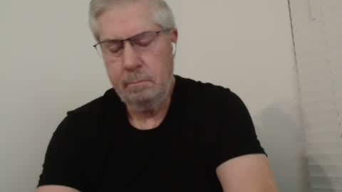 Snapshot of yougogirl_3 chatting on 01/14/25, 12:45 Colorado Guy Straight online show from 01/14/25, 12:45