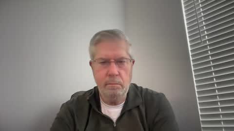Snapshot of yougogirl_3 chatting on 02/15/25, 07:39 Colorado Guy Straight online show from 02/15/25, 07:39