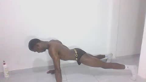 Snapshot of youn_king chatting on 12/15/24, 01:32 ALEX online show from 12/15/24, 01:32