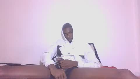 Snapshot of youn_king chatting on 12/20/24, 01:22 ALEX online show from 12/20/24, 01:22