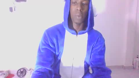 Snapshot of youn_king chatting on 02/07/25, 05:52 ALEX online show from 02/07/25, 05:52