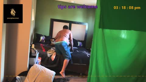 Snapshot of younblaccman6969 chatting on 12/02/24, 09:17 younblaccman6969 online show from 12/02/24, 09:17