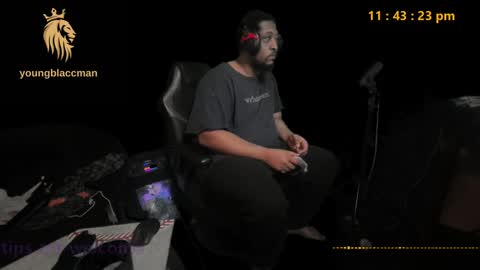 Snapshot of younblaccman6969 chatting on 01/17/25, 05:42 younblaccman6969 online show from 01/17/25, 05:42