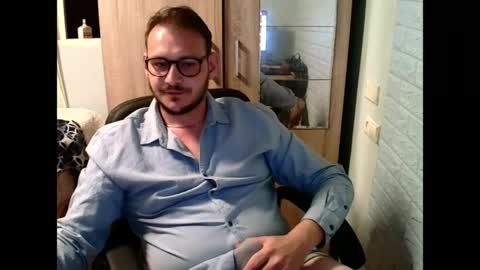 A... online show from 04/18/26, 09:04