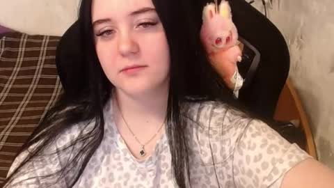 your_8a8y online show from 09/22/25, 06:59