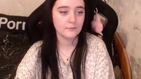 your_8a8y online show from 10/16/25, 10:49