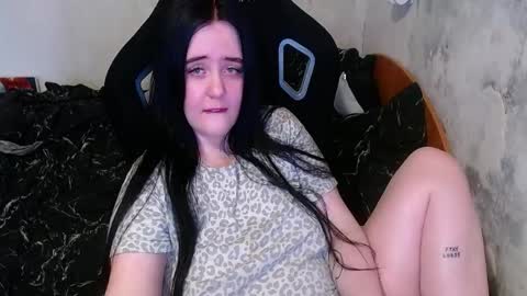 your_8a8y online show from 05/14/26, 03:41