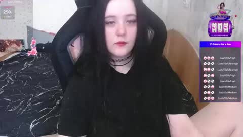 Snapshot of your_8a8y chatting on 07/02/26, 12:00 your_8a8y online show from 07/02/26, 12:00