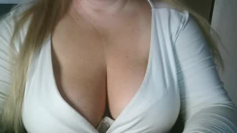 Maria Love online show from 04/14/26, 05:02