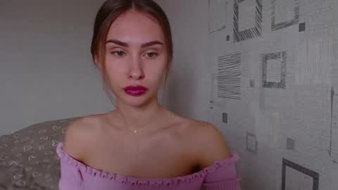 Amelia online show from 04/28/26, 07:57