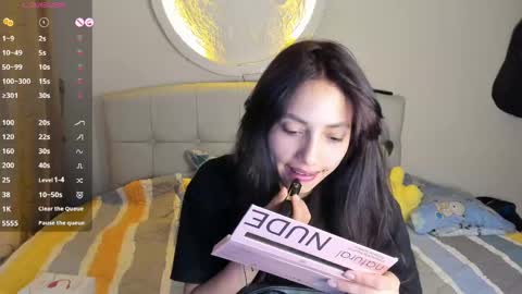 Snapshot of your_beck chatting on 05/12/26, 04:42 mia3 online show from 05/12/26, 04:42
