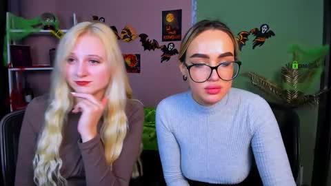 your bunny12 online show from 10/22/25, 02:06