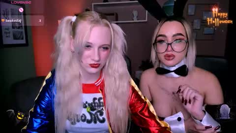 your bunny12 online show from 10/31/25, 10:05