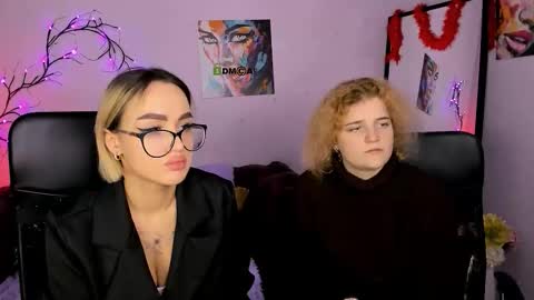 your bunny12 online show from 12/03/25, 01:31