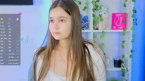 Julia Next stream  online show from 02/11/26, 06:02