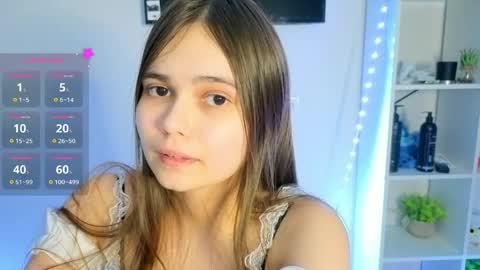 Julia Next stream  online show from 05/06/26, 06:02