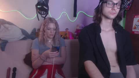 Your Horny Friends online show from 03/07/25, 03:18