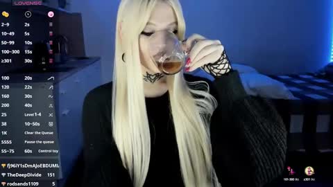 Eva online show from 03/05/25, 09:48