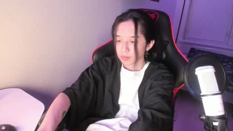 Snapshot of your_little_twink chatting on 02/25/26, 10:52 Han online show from 02/25/26, 10:52