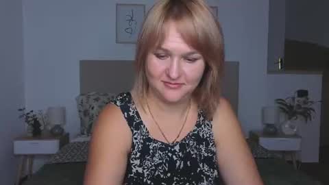 Snapshot of your_mashaa chatting on 08/06/26, 08:05 Masha online show from 08/06/26, 08:05