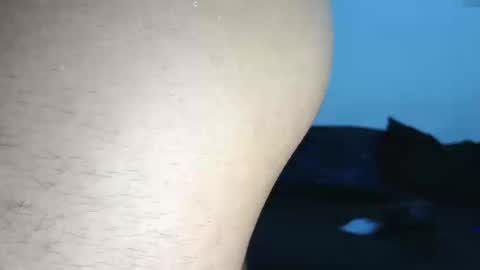 Snapshot of your_mr_devil chatting on 10/18/25, 12:13 Devil online show from 10/18/25, 12:13