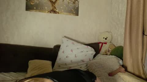 Anna online show from 11/10/25, 03:55