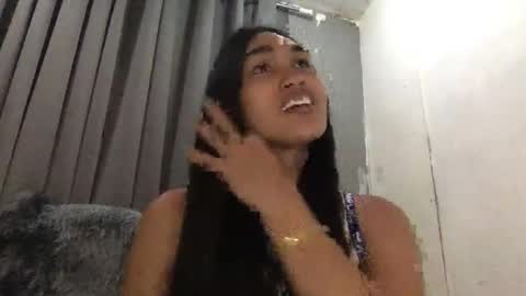 Snapshot of your_other_halfxx chatting on 05/14/26, 08:54 Miss Larah online show from 05/14/26, 08:54