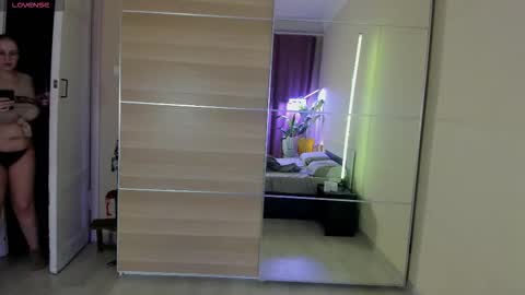 Pennyy online show from 03/04/26, 06:03