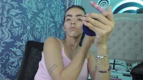 Salome online show from 01/10/25, 07:54