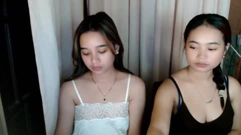 Snapshot of your_pinay_ivy chatting on 10/10/25, 11:42 your_pinay_ivy online show from 10/10/25, 11:42