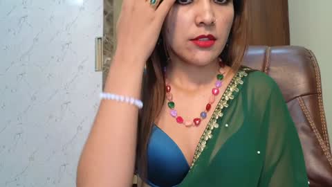 Snapshot of your_priya_77 chatting on 12/26/24, 10:37 sonam online show from 12/26/24, 10:37