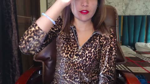 Snapshot of your_priya_77 chatting on 01/26/25, 11:17 sonam online show from 01/26/25, 11:17