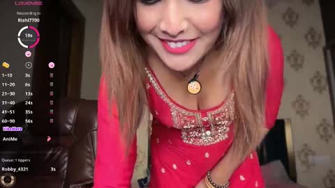 Snapshot of your_priya_77 chatting on 09/12/25, 06:19 sonam online show from 09/12/25, 06:19