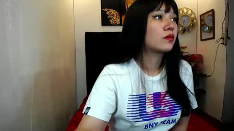 Snapshot of your_sweetmaria chatting on 02/09/25, 10:43 Maria online show from 02/09/25, 10:43