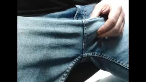 Snapshot of your_tipie chatting on 03/23/26, 11:14 your_tipie online show from 03/23/26, 11:14