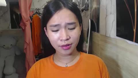 your_twinkletoes18 online show from 03/19/26, 08:13