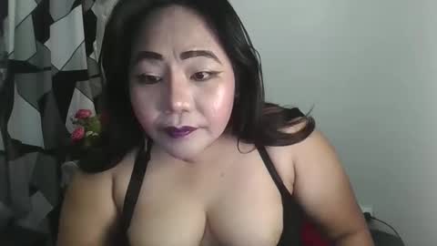 Snapshot of your_unmarriedwife chatting on 12/22/25, 08:44 your_unmarriedwife online show from 12/22/25, 08:44