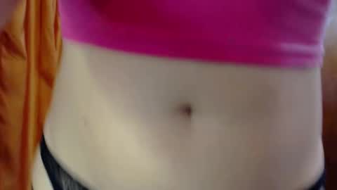 Snapshot of your_wild_fantasy chatting on 10/26/25, 04:13 your_wild_fantasy online show from 10/26/25, 04:13