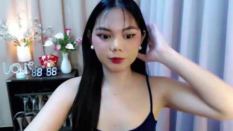 Snapshot of yourangelictransgirl chatting on 10/02/25, 12:56 Hi its me Yna online show from 10/02/25, 12:56