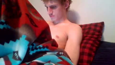 Snapshot of yourbitch1762 chatting on 02/03/26, 04:43 yourbitch1762 online show from 02/03/26, 04:43