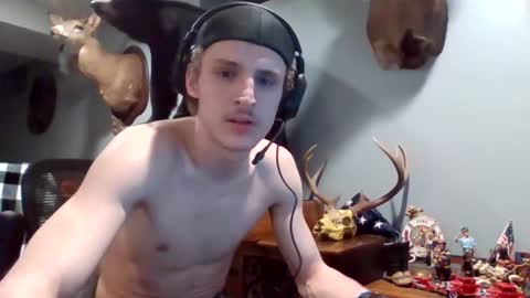 Snapshot of yourbitch1762 chatting on 02/20/26, 09:00 yourbitch1762 online show from 02/20/26, 09:00