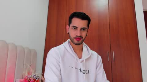 Snapshot of yourboynextdoor1 chatting on 12/25/24, 09:43 YOURBOYNEXTDOOR online show from 12/25/24, 09:43