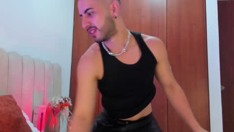 Snapshot of yourboynextdoor1 chatting on 12/27/24, 11:31 YOURBOYNEXTDOOR online show from 12/27/24, 11:31